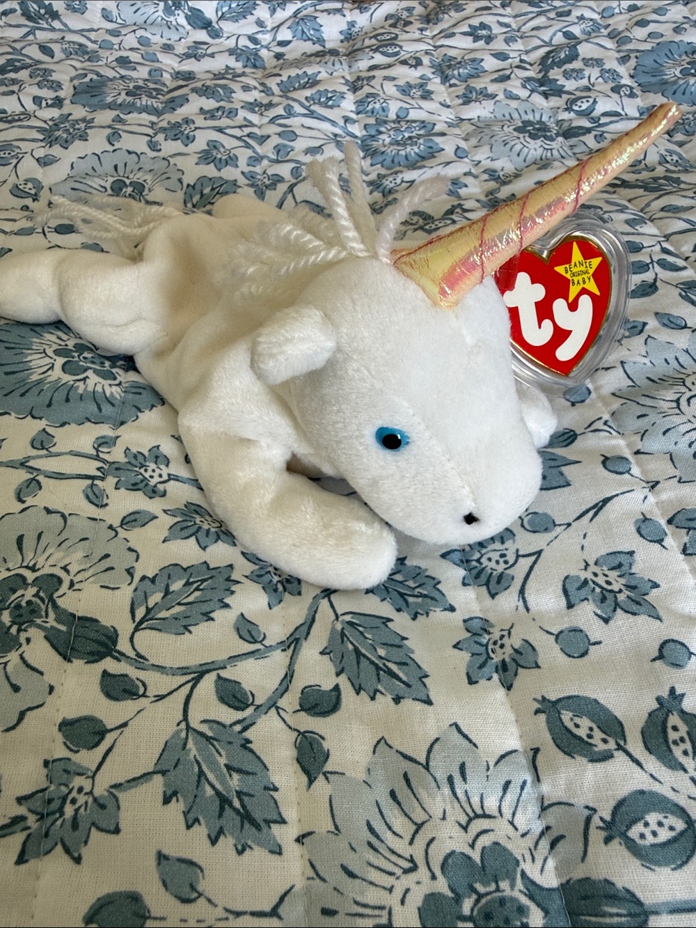 Ty White Unicorn Plush with Iridescent Gold-Pink Horn